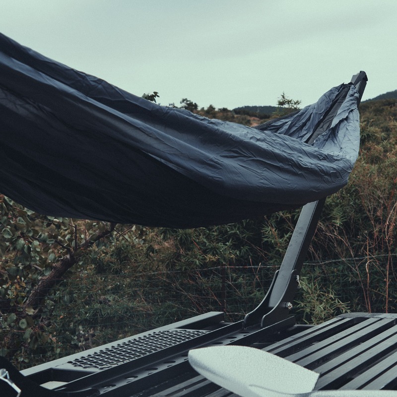 Hamak dachowy do samochodu SUV – Outdoor Furniture Wood recenzja i cena